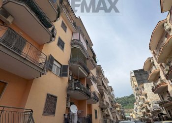 Edificio all\'aperto - Three-room apartment via Primo Levi
 
36b, Napoli - photo 29