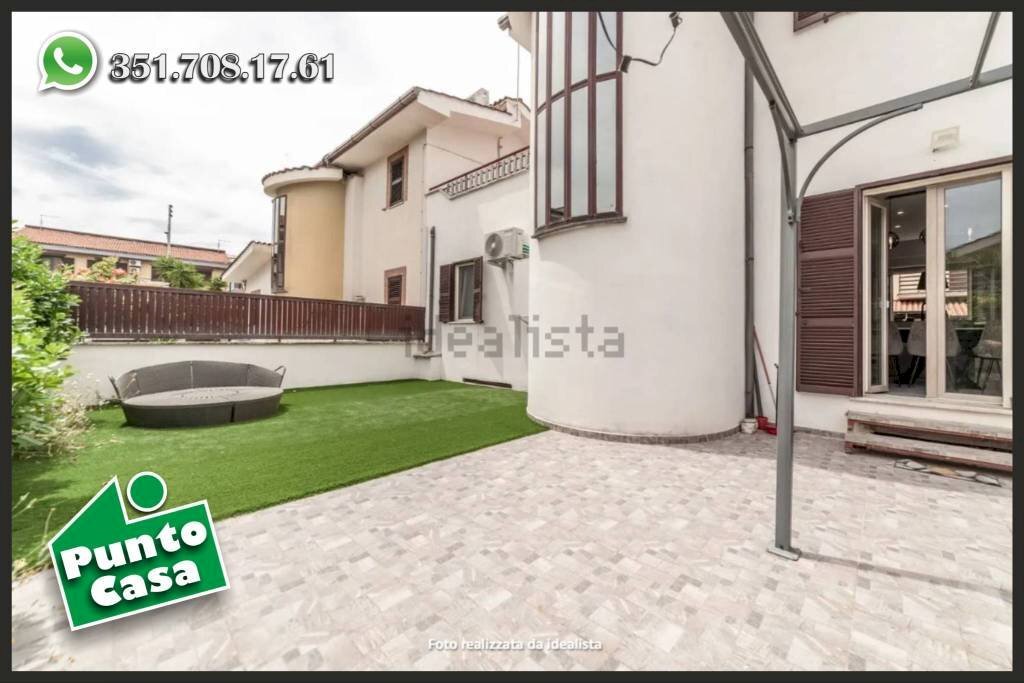 Giardino - Villa a Schiera strada di Paterno, 49, Tivoli - foto 2