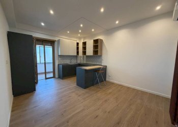 Soggiorno - Two-room apartment via Minerbio, 82, Roma - photo 8