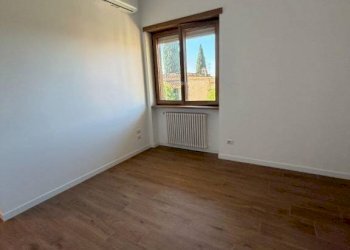 Camera da letto - Two-room apartment via Minerbio, 82, Roma - photo 25