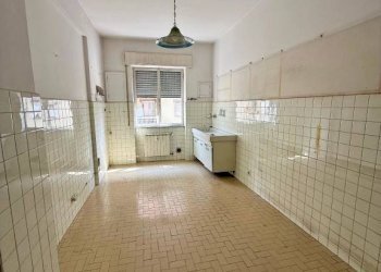 Salone - Trilocale Lungobisagno Dalmazia, 61, Genova (zona Staglieno) - foto 3