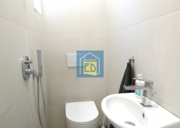 Foto 23 - Appartamento Via delle Trincee
 
2, Savona - foto 23
