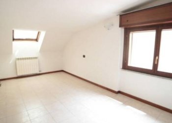 Camera da letto - Three-room apartment via Cascina Bertacca, 2, Bubbiano - photo 19