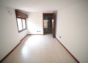 Camera da letto - Three-room apartment via Cascina Bertacca, 2, Bubbiano - photo 20