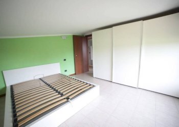 Camera da letto - Three-room apartment via Cascina Bertacca, 2, Bubbiano - photo 25