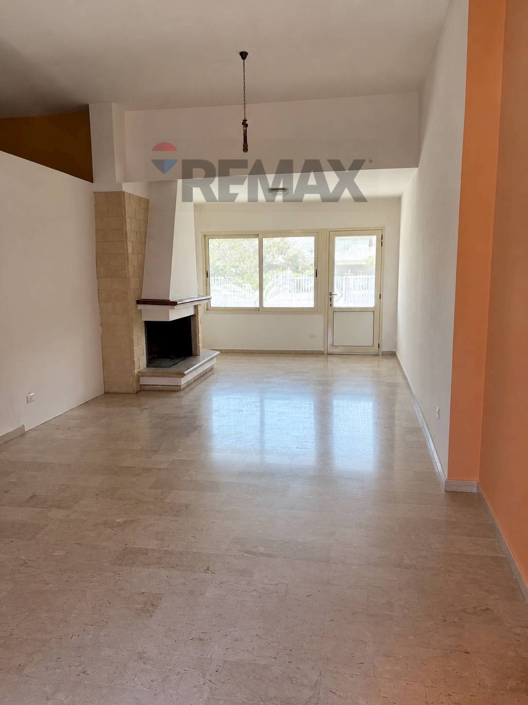 Stanza vuota - Magazzino Via Giorgio de Chirico trav 6
 
13, Rende - foto 3