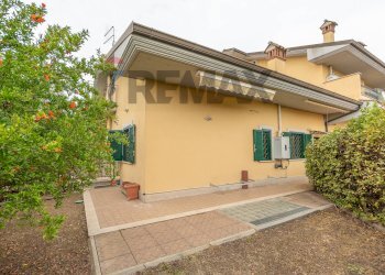 Casa all\'aperto - Trilocale Via Cancelliera
 
1, Albano Laziale - foto 12