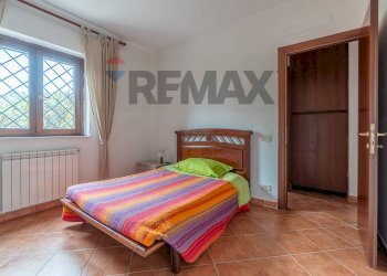Camera / camera da letto - Trilocale Via Cancelliera
 
1, Albano Laziale - foto 26