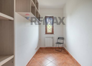 Stanza vuota - Trilocale Via Cancelliera
 
1, Albano Laziale - foto 31