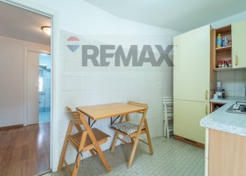 Sala da pranzo - Quadrilocale Via Martiri Di Belfiore
70, Marino - foto 7
