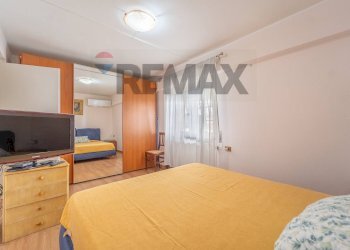 Camera / camera da letto - Quadrilocale Via Martiri Di Belfiore
70, Marino - foto 20