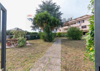 Giardino - Terreno non edificabile Via Della Falcognana
61/I, Roma - foto 10