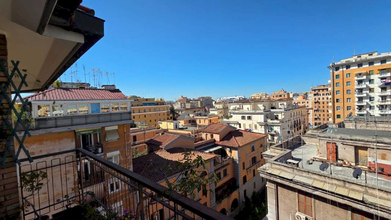 whatsapp image 2026-06-09 at 10.04.30 - Three-room apartment via fabio numerio, Roma - photo 2