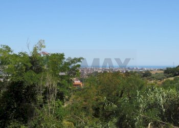 Vista delle montagne - Building land VIA BELVEDERE, San Giovanni Teatino - photo 2
