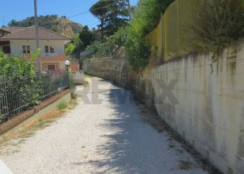Non correlato - Building land VIA BELVEDERE, San Giovanni Teatino - photo 25