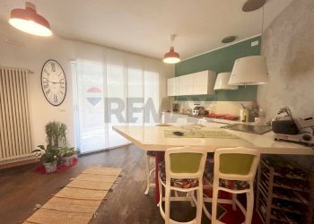 Cucina - Four-room apartment VIA PIETRO NENNI
105/A, San Giovanni Teatino - photo 11