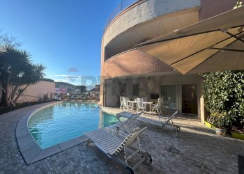 Piscina - Four-room apartment VIA PIETRO NENNI
105/A, San Giovanni Teatino - photo 14