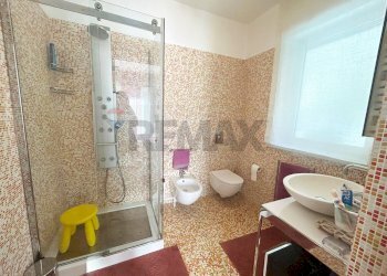 Bagno - Four-room apartment VIA PIETRO NENNI
105/A, San Giovanni Teatino - photo 23