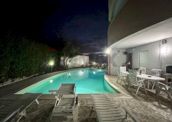 Piscina - Four-room apartment VIA PIETRO NENNI
105/A, San Giovanni Teatino - photo 33
