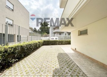 Terrazza - Three-room apartment VIA VIENNA
1, San Giovanni Teatino - photo 23