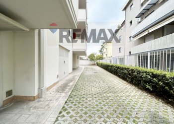 Edificio all\'aperto - Three-room apartment VIA VIENNA
1, San Giovanni Teatino - photo 24