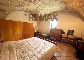 Camera / camera da letto - Apartment VIA ROMA
28, Ripa Teatina - photo 18