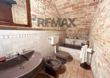 Bagno - Apartment VIA ROMA
28, Ripa Teatina - photo 19