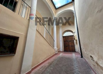 Hall / corridoio - Apartment VIA ROMA
28, Ripa Teatina - photo 41