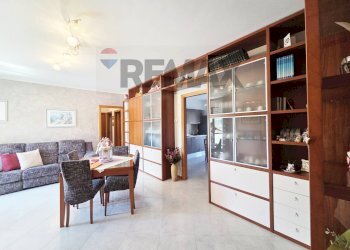 Sala da pranzo - Four-room apartment VIA OTTAVIANO
16, San Giovanni Teatino - photo 5