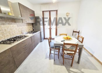 Cucina - Four-room apartment VIA OTTAVIANO
16, San Giovanni Teatino - photo 6