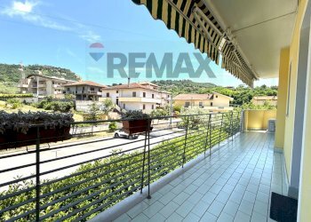 Balcone - Three-room apartment Via Europa
31, San Giovanni Teatino - photo 4