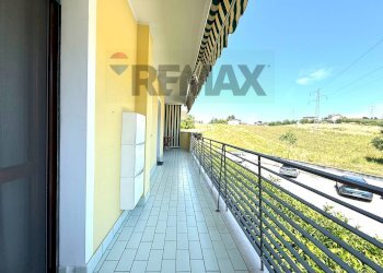 Balcone - Three-room apartment Via Europa
31, San Giovanni Teatino - photo 5