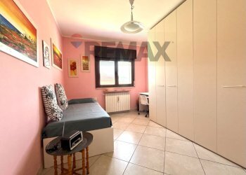 Camera / camera da letto - Three-room apartment Via Europa
31, San Giovanni Teatino - photo 10