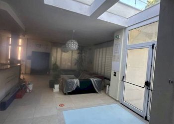 Cortile interno - Shop viale della Gioventù, 22, San Giovanni Rotondo - photo 25