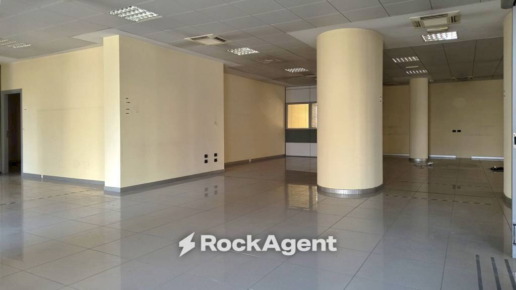 Interno non residenziale - Other via Roma, 4, Chieri - photo 3