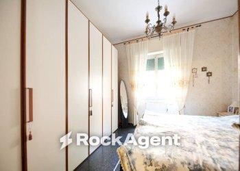 Camera da letto - Trilocale corso Luigi Andrea Martinetti, 113, Genova (zona Sampierdarena) - foto 13