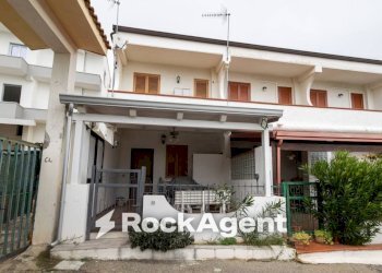 Facciata - Villa a Schiera Villaggio Lopilato, Stalettì - foto 25