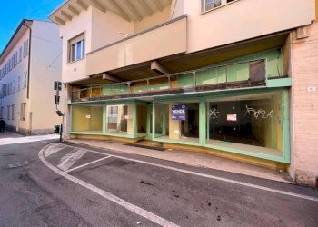 Zona - Negozio via Giacomo Matteotti, 10, Vaprio d'Adda - foto 2