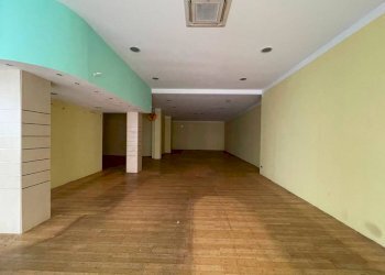 Interno non residenziale - Negozio via Giacomo Matteotti, 10, Vaprio d'Adda - foto 16