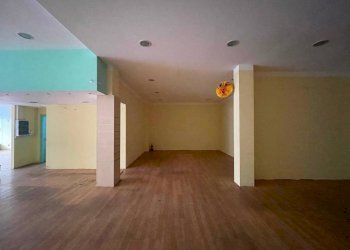 Interno non residenziale - Negozio via Giacomo Matteotti, 10, Vaprio d'Adda - foto 18