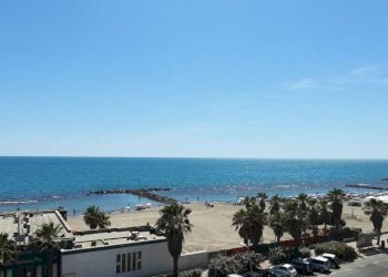Zona - Bilocale viale delle Repubbliche Marinare, Roma (zona Lido di Ostia) - foto 2