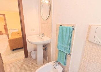 Bagno - Bilocale viale delle Repubbliche Marinare, Roma (zona Lido di Ostia) - foto 17