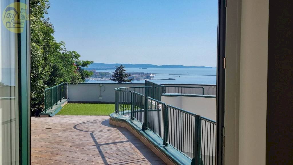 Balcone - Three-room apartment via Sottomonte, 9, Trieste - photo 2