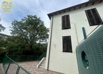 Facciata - Three-room apartment via Sottomonte, 9, Trieste - photo 35