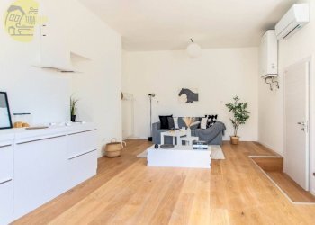 Salone - One-room apartment via Sottomonte, 9, Trieste - photo 16