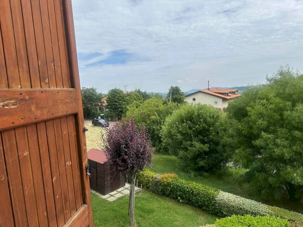 Three-room apartment via Valle d'Aosta, Monte San Pietro - photo 1