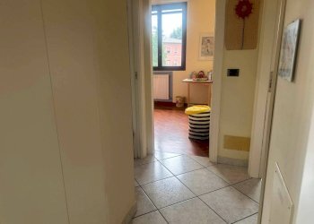 Three-room apartment via Valle d'Aosta, Monte San Pietro - photo 3