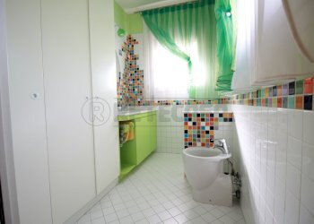 bagno piano terra - Porzione di casa Via Venezia 17, Montebello Vicentino - foto 11