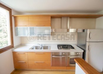 cucina - Appartamento via Camillo Benso Conte di Cavour 16, Cornedo Vicentino - foto 6