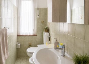BAGNO - Trilocale Viale Piacenza 48, Parma (zona Pablo) - foto 6